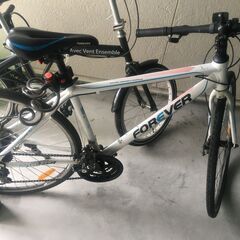 ２７インチ、２１段変速クロスバイク