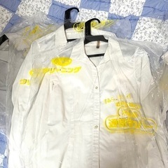 無料　クリーニング済　レディース白系ワイシャツ7枚まとめての画像