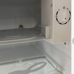 ミニ冷蔵庫ワンドア 一人暮らし  とても綺麗です。一年半の使用‼︎の画像