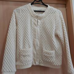 新品・未使用‼️　ニットジャケットの画像