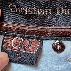 Dior？ジーンズの画像