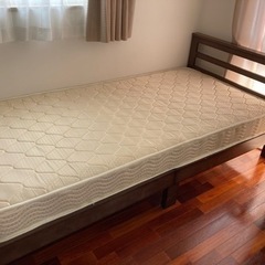 【0円】シングルベッド　ブラウン　マットレス付き