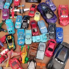 カーズ　トミカの画像