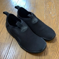 シューズ　メッシュ　子ども