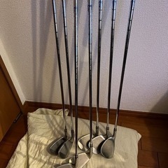 アイアンセット　ゼクシオテンの画像