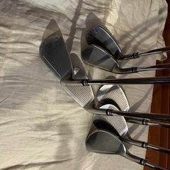 アイアンセット　ゼクシオテンの画像