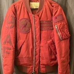 ブルゾンの画像