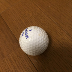ゴルフボール