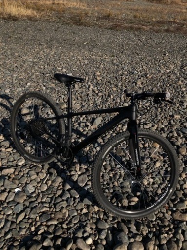 トレックカーボンフレーム27.5インチタイヤ