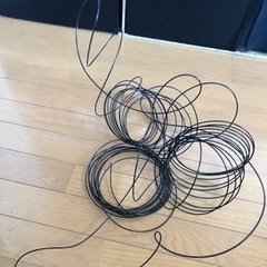 ワイヤー黒　5mくらいあると思います