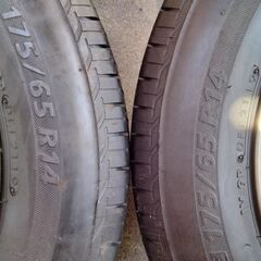 175/65R14 ダイハツ純正ﾎｲｰﾙﾀｲﾔｾｯﾄの画像