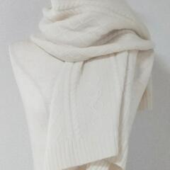 【お譲り先確定】未使用★超美品★カシミヤ100％ Natural Basicのニットマフラーの画像