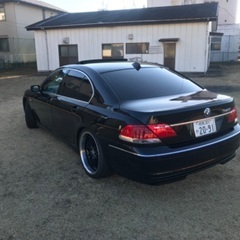 H18 BMW740i サンルーフ付　黒の画像