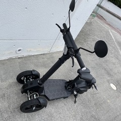 【新車】フロントデュアルホイールモーターサイクルの画像