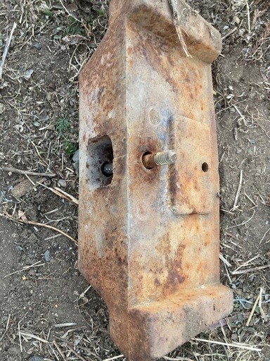 鉄の文鎮　重し　　耕耘機についていたものさびあります