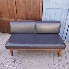 値下展示品 ウニコ ウィックベンチ バックレスト ラブソファ 黒 ヴィンテージ風 値下展示品 ウニコ ウィックベンチ バックレスト ラブソファ 黒