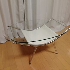 【無料で差し上げます】NOCE ガラス製テーブル