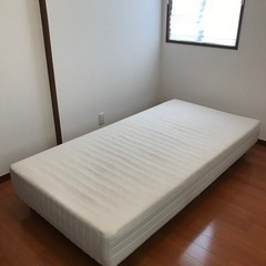 シングルベッド