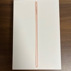 美品 iPad mini5 セルラーモデル SIMロック解除済 64GB  ゴールドの画像