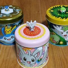 ポケモン柄のお菓子の空き缶　５個
