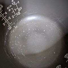 炊飯器もらってください（炊飯はできますが、状態が悪いのでジャンクとしての画像