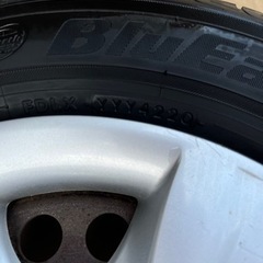 日産ティーダ純正15インチ　185/65R15タイヤ付きの画像