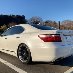 商談成立！車検付　Ｈ１８年式　LS460　versionS　Iパッケージの画像