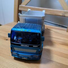 ISUZU　トラック　ダンプの画像