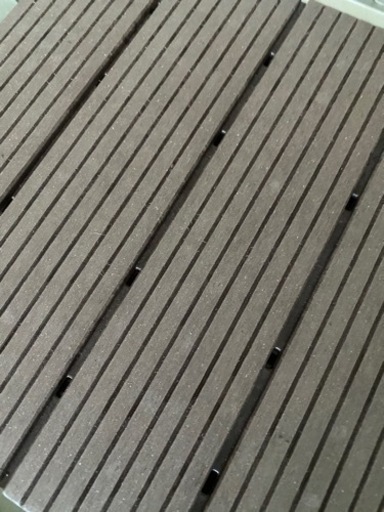 ウッドパネル（人工木）未使用品　30枚