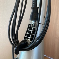 スティッククリーナー（コード付）　SWEEPLUS シルバーの画像