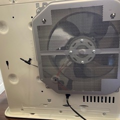 ダイニチ石油ファンヒーター　灯油缶、自動ポンプ付の画像