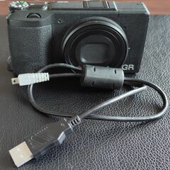 リコーGR2/RICOH GRII APS-CサイズCMOSセンサー ローパスフィルタレス 【デジタルカメラ】の画像
