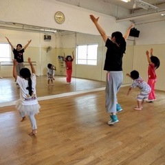 【無料体験】英語でダンス！4月から新しいクラスが始まります【平尾】の画像