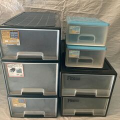 ☆無料　地元のみ発送不可☆押入れ　引き出し式収納ケース　等　まとめて☆