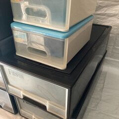☆無料　地元のみ発送不可☆押入れ　引き出し式収納ケース　等　まとめて☆の画像