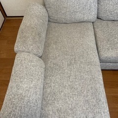【値下げしました】タンスのゲン　3人掛け　カウンチソファーの画像