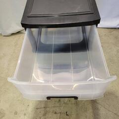 押し入れ収納ボックス三段　キャスター付き
の画像