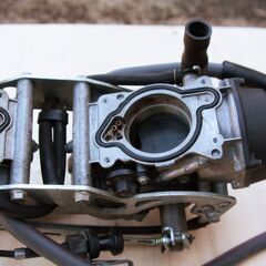 VTR1000F ファイアーストーム国内後期キャブレターの画像