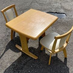 二人用！美品 ニトリ ダイニング3点セット 木製ダイニングテーブ...
