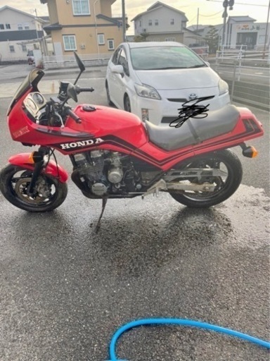 CBX 750F  不動　　徳島発    売れました。