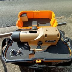 測量機 　SG240　オートレベル　【ジャンク】