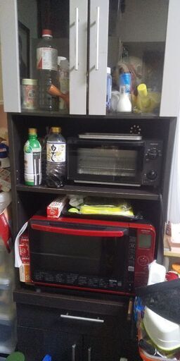 食器棚です
