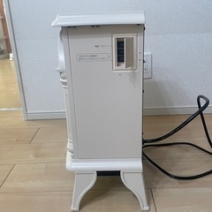 暖炉型ファンヒーターの画像