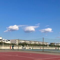鵠沼海岸で、テニス、バレーボールを一緒に楽しくやりませんか？