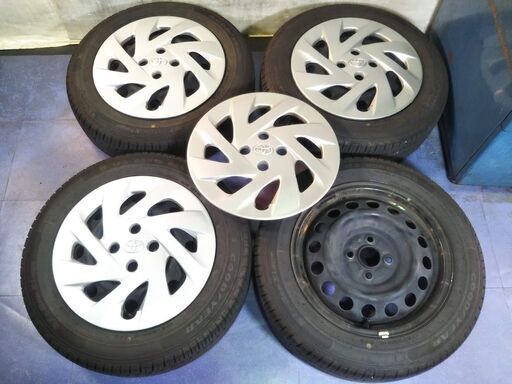 トヨタ春/夏15インチ【2020年】トヨタ純正 アクア ヴィッツ ヤリス カローラ フィールダー アクシオ ポルテ シエンタ スペイド 4本【~90％ 富山】175/65R15