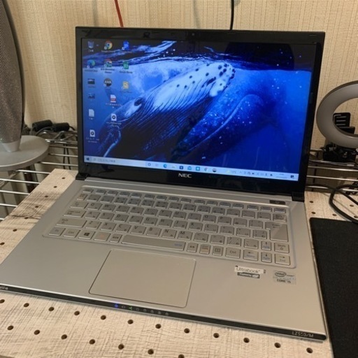 美品★NEC 薄型軽量Ultrabook PC-LZ550MSS i5 SSD128GB 4GB
