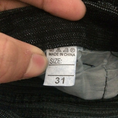 未使用ジーンズの画像