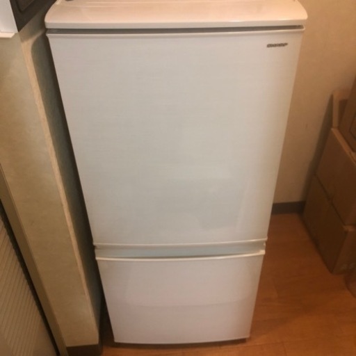 【引渡し先決まりました】137L シャープ 冷蔵庫 SJ-D14D-W 2018年製