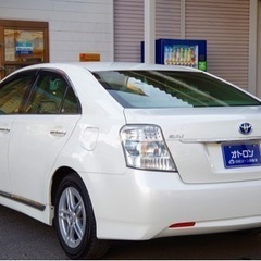 ハイブリッドセダン　かっこいい！！の画像