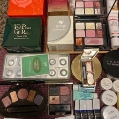 ※お渡し日時決まりました。化粧品まとめ売り　基礎化粧品　アイシャドウ　下地　サンプルの画像